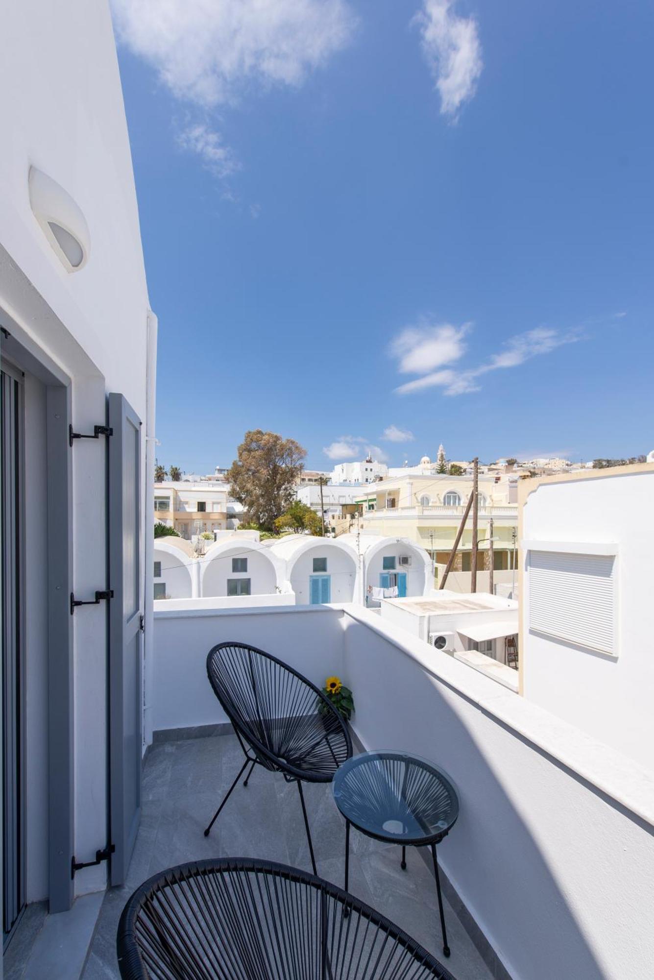 Bedspot Hostel Fira  Exterior foto